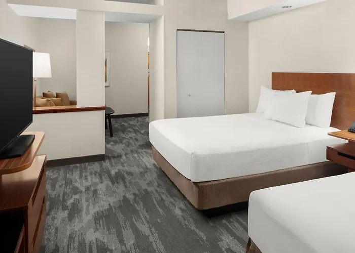 Hotel Fairfield & Osu 3*
