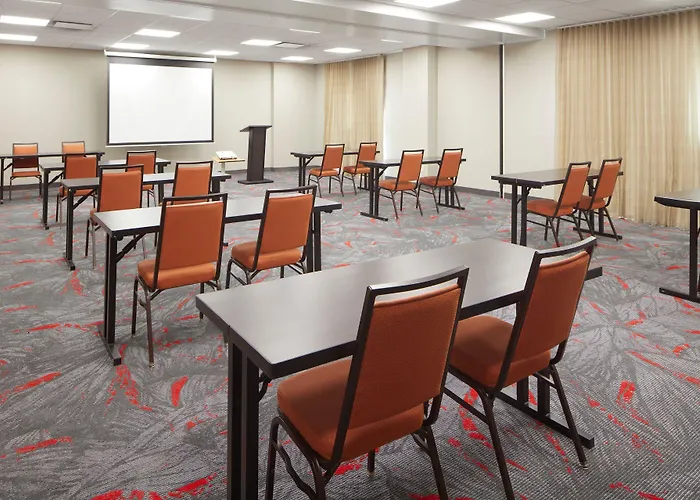Hotel Fairfield & Osu 3*