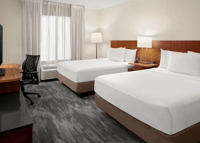 Hotel Fairfield & Osu 3*