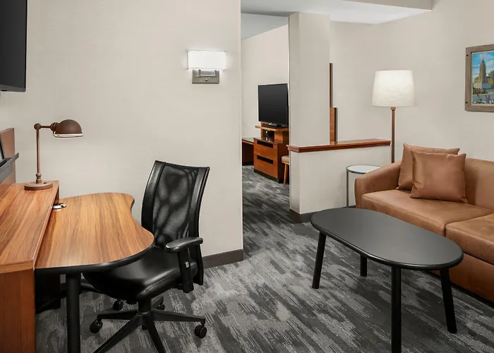 Fairfield & Osu Hotel 3*